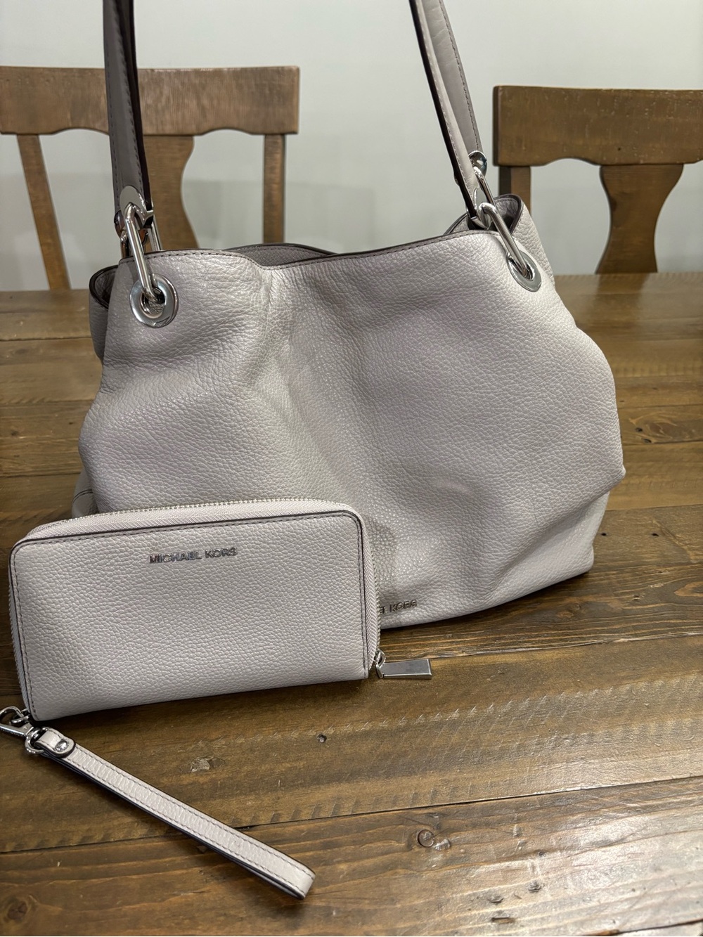 Michael Kors Raven Large Leather Shoulder Bag with Wallet